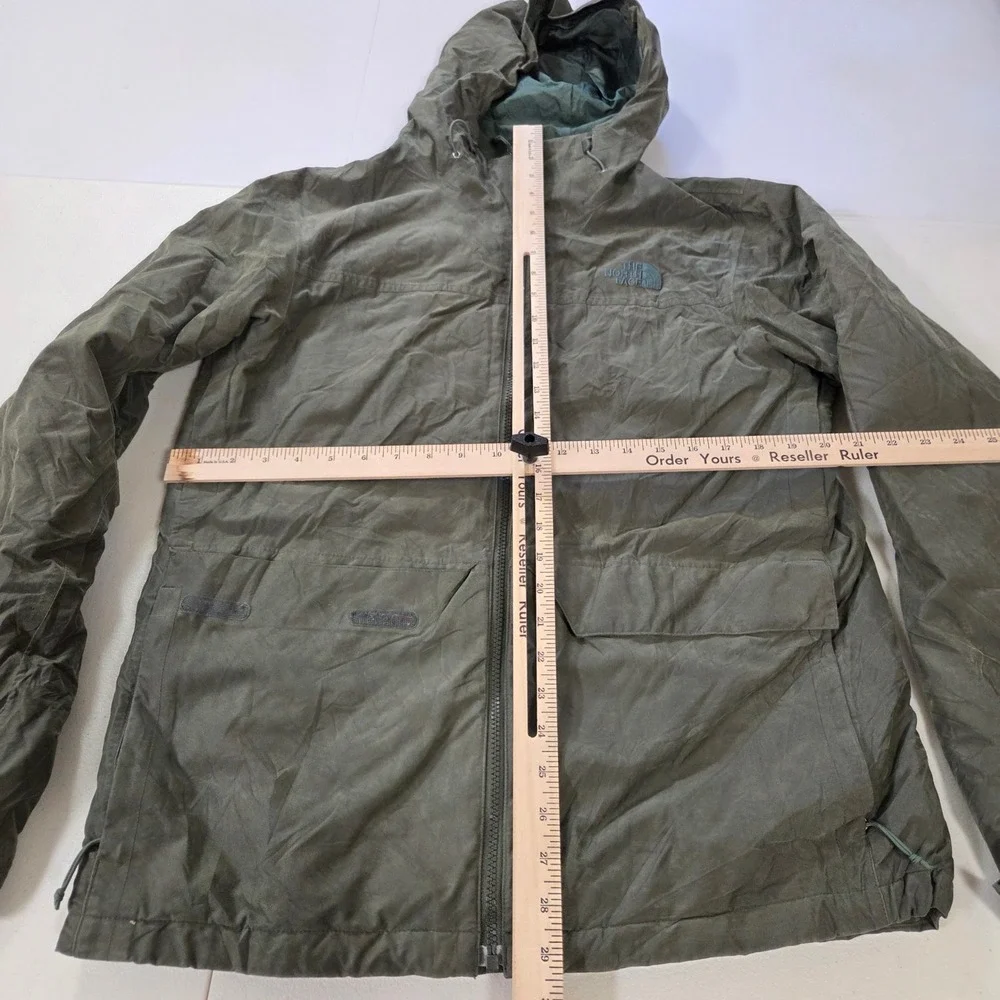 The North Face Mens DryVent Hooded Rain Jacket Olive Green Medium Full Zip Shell